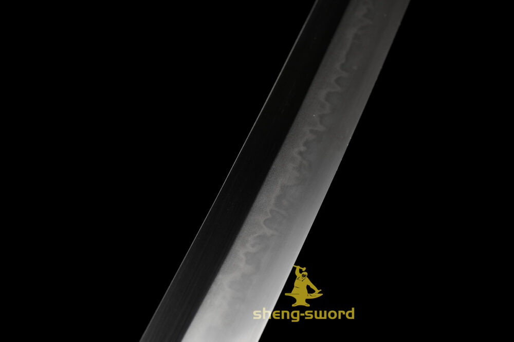 Clay Tempered Choji Hamon Blade Japanese Katana Ashikaga Takauji Sword