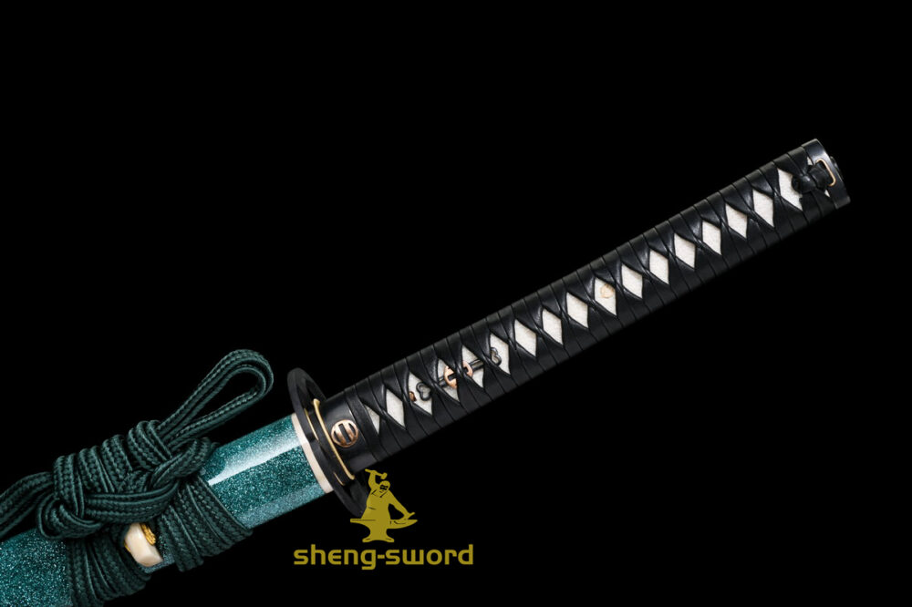 Clay Tempered Choji Hamon Blade Japanese Katana Ashikaga Takauji Sword