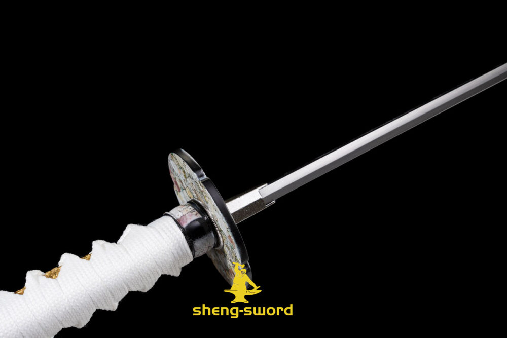 sakura107 Handmade japanese samurai katana Sakura tsuba clay tempered t-10 steel full tang sword