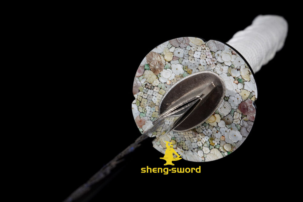 sakura111 Handmade japanese samurai katana Sakura tsuba clay tempered t-10 steel full tang sword