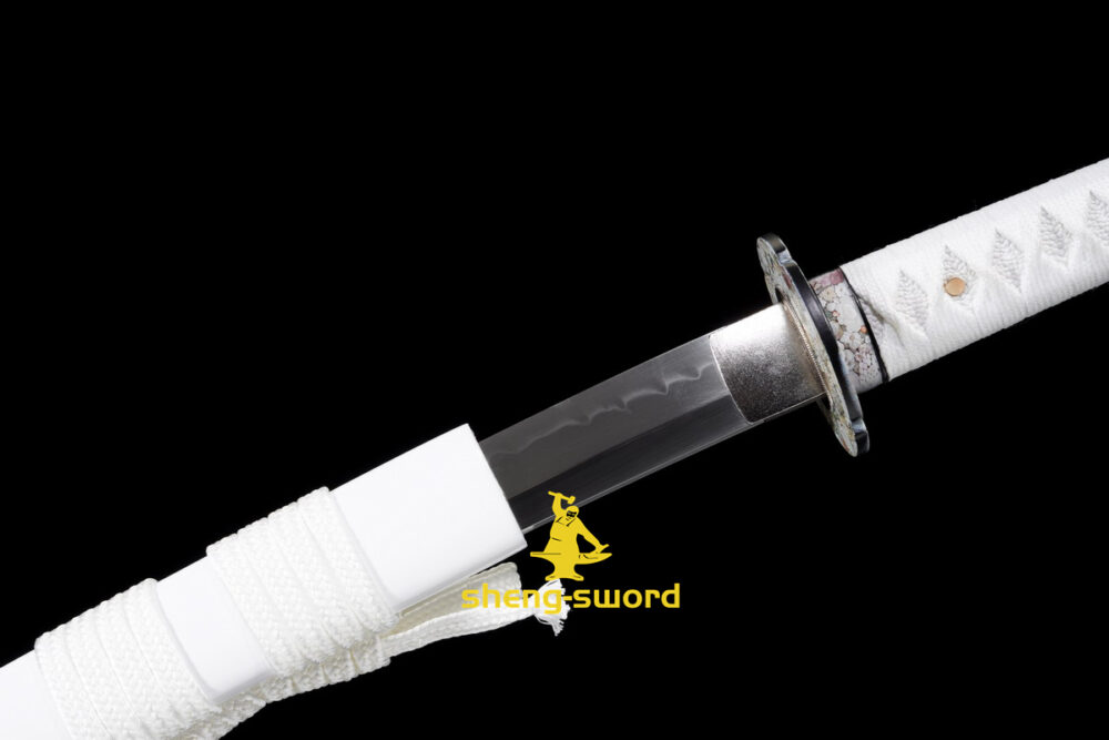 sakura112 Handmade japanese samurai katana Sakura tsuba clay tempered t-10 steel full tang sword