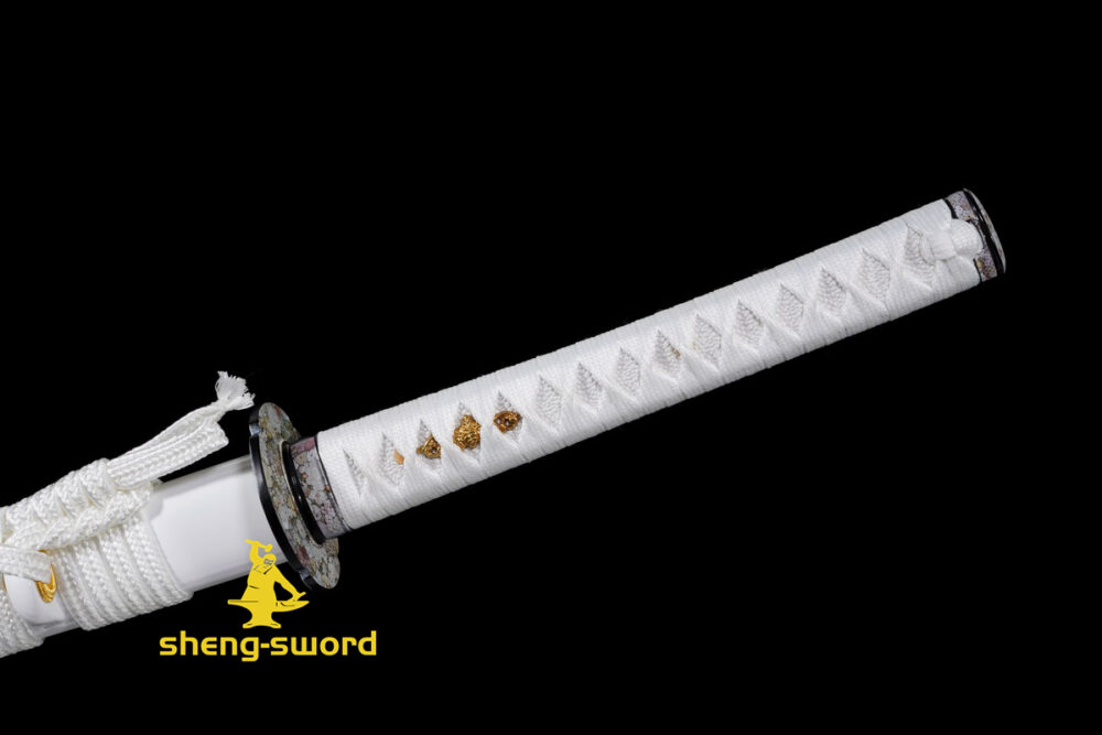 sakura113 Handmade japanese samurai katana Sakura tsuba clay tempered t-10 steel full tang sword