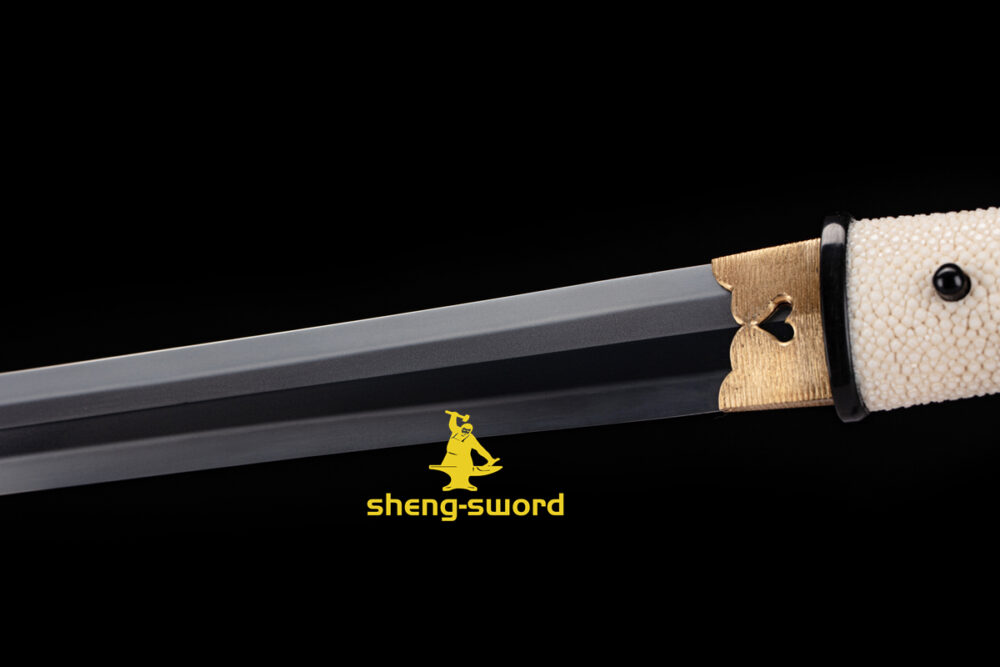 handmade japanese tsurugi ken sword tamahagane blade tanto sword