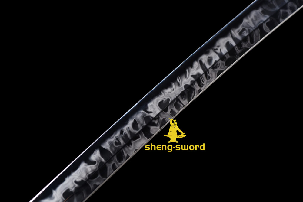hitatsura TIGER TSUBA SWORD (7) Clay tempered S7 steel hitatsura hamon blade japanese katana razor sharp shine full tang sword